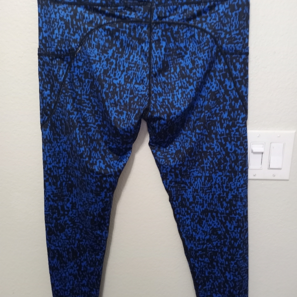 Women leggings - Picture 2 of 3